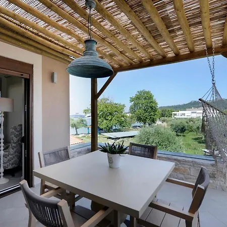 By The Sea Luxury Suites Limenas  Exterior photo