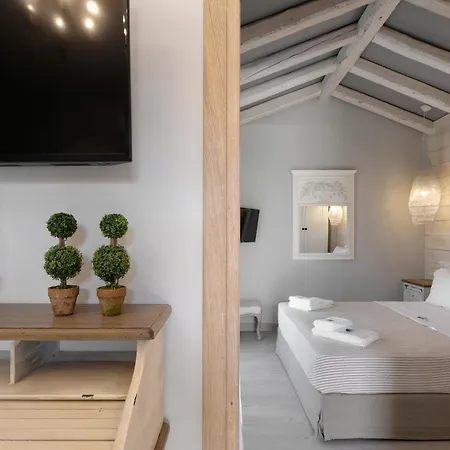 By The Sea Luxury Suites Limenas  Exterior photo