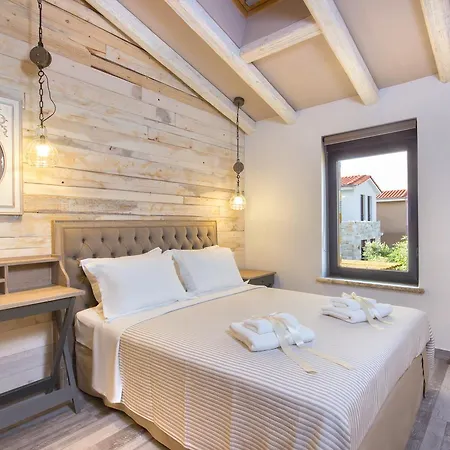 By The Sea Luxury Suites Limenas  Exterior foto