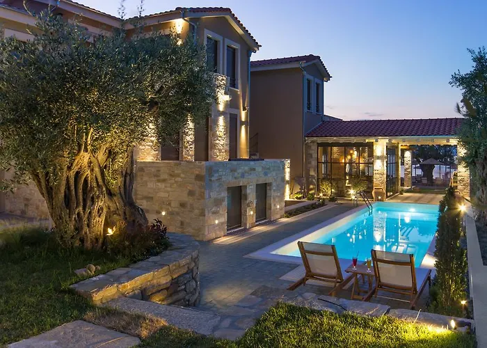 By The Sea Luxury Suites